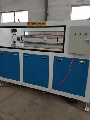 Хорошая цена. Настраиваемая общая мощность производственная линия водопроводных труб ПЭ Машины на одном уровне с Германией Обеспечение решений для производства труб онлайн